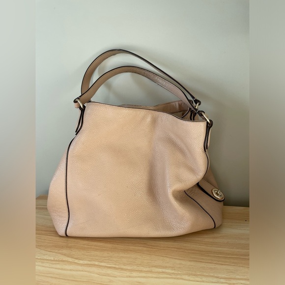 Coach Edie shoulder bag tan colour - Picture 4 of 12